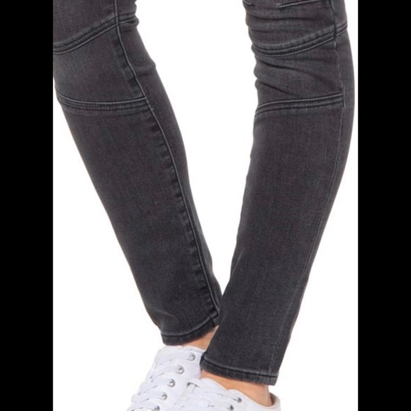 Miss Me 💋 Vintage style Moto Skinny Jeans 🔥 NWT sz 24 ❤️‍🔥 GORGEOUS DETAILS - Picture 4 of 16